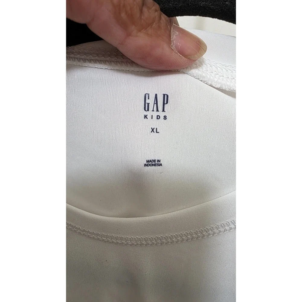 Gap Kids‎ XL White Swim Long-Sleeve Shirt Blue Wave Design Lightweight